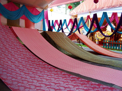/pic/news/Images/abc/nam%202013/thang%2002/ngay%2021/xa%20hoi/Lang%20lua%20Van%20Phuc.jpg