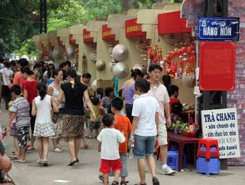 /pic/news/Images/abc/nam%202013/thang%201/ngay%2004/phong%20thuy/langnghe03012013-g.jpg