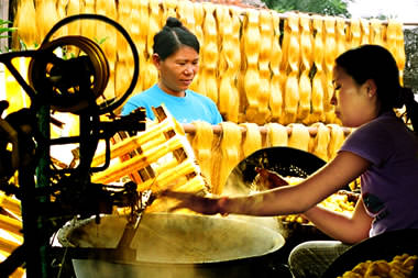/pic/news/Images/abc/ngay%2007-12/to%20nghe/4928.jpg