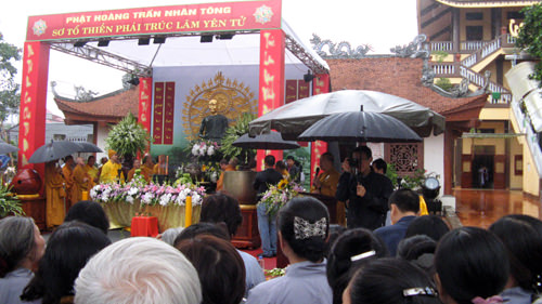 /pic/news/Images/abc/ngay%2027-11/tin%20tuc/tuong-3-dong-dao.jpg