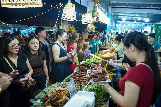 pic/news/le-hoi-da-nang3-230726639204798205560333.jpg